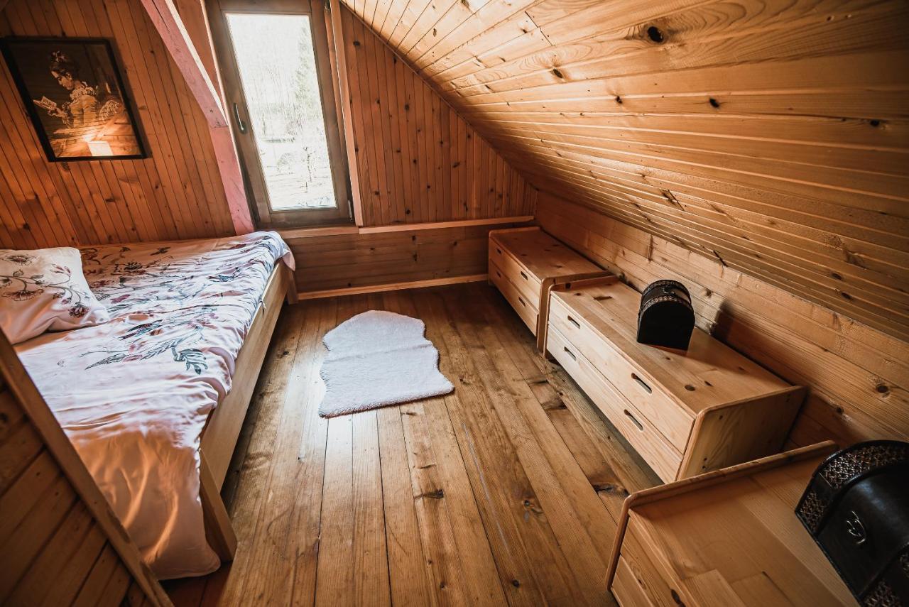 Wooden Cabin Zurej With Hot Tub Bukovje v Babni Gori Ngoại thất bức ảnh